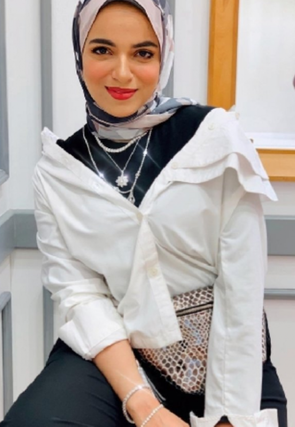 Hijab Off-Shoulder Glamour